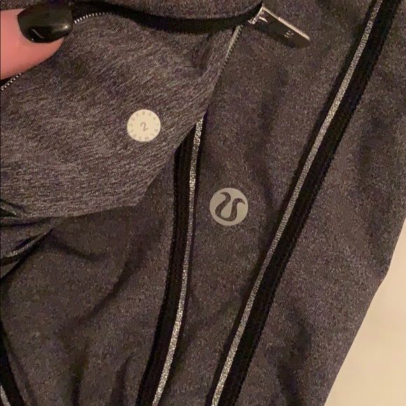 Lulu Lemmon Leggings - Picture 2 of 3